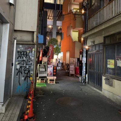 hirohiro282's profile picture. 背徳感を求めて作ったアカウント。業者は〇す(戒め)(男)