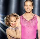 Team twitter to support Matthew Wolfenden (@MrMattWolfenden) & Nina Ulanova (@NinkaUlanova) in Dancing on Ice 2011!