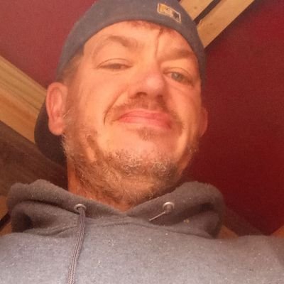 Idocoolthangs's profile picture. I'm an artist, always making something. Come along for the ride. You never know what it will be next.