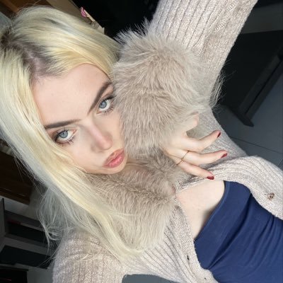 shulyak_anya's profile picture. ¿?