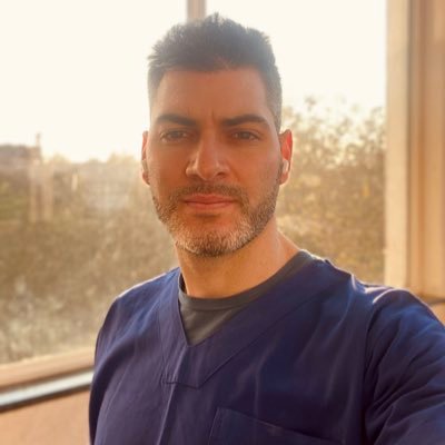 Cardiac Surgeon, Fellow @PMunkCardiacCtr @UHN - pushing the boundaries of MICS 🫀 Passionate Traveler 🧳🌍 Fitness lover 🏊🚴🏻♂️🏃🏻🏋🏻♂️