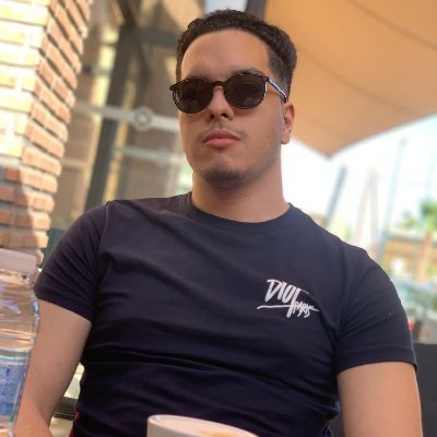 YassirVr's profile picture. 