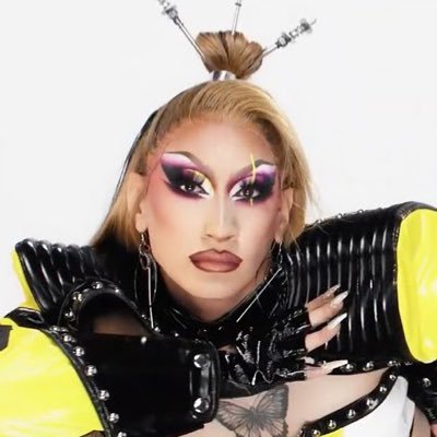 anetraism's profile picture. resident leader of the rpdr s15 defense squad and proud creator of ducknetra