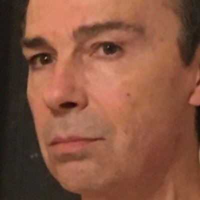 Auteur . Editions Kubik, Plon, Le Livre de Poche, Le Passage. Le Point, Le Parisien, Marie Claire.
https://t.co/AiTlU0QZJR