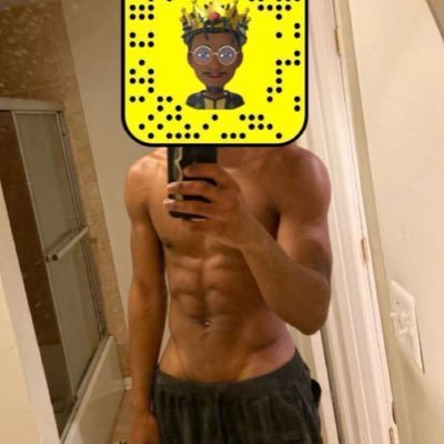 Denver BEST BBC |#NSFW| Young 6'1 Black Male Performer| Videographer | Content Creator | rumpwilly@gmail.com or DM for booking and collabs serious inquiry only.
