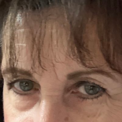 persuingart's profile picture. 