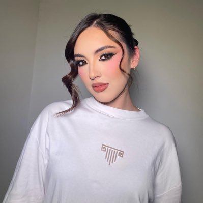 _sarabta's profile picture. 888