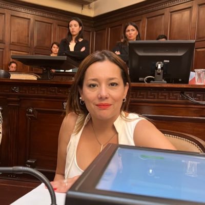 Abogada/Docente/Peronista/ Presidenta Bloque Senadores PJ Mza. Mama de dos ☀️☀️