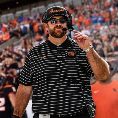 * OL Coach Oregon State  *Retired NFL Offensive Linemen *Loving Husband of 1 and Proud Father of 2