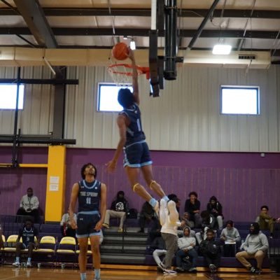 |5’10 Guard|🏀| ‘24| willow spring high 3.3 gpa email: jaywooden50@gmail.com phone:919-586-4018 Instagram:jwooden11_