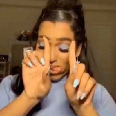 Plovely27210's profile picture. ombea adui yako 👀🤷🏾‍♀️