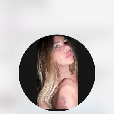 arazito's profile picture. 🌸💜