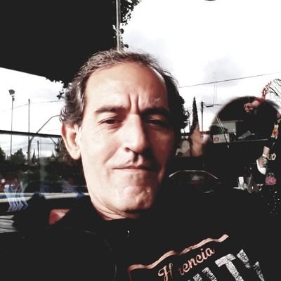 Josluis42149063's profile picture. 