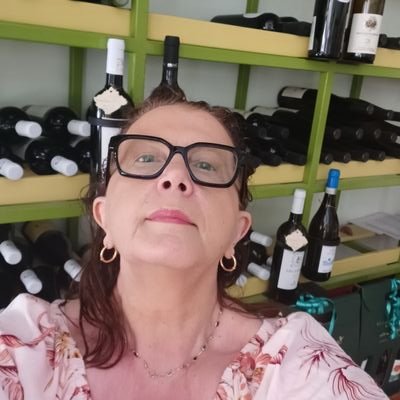 Wine shop  for love - Non dare mai nulla per scontato. Perché tutto può cambiare, tutto può finire e tutto può iniziare!