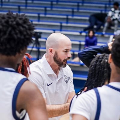 Husband. Father. Head Boys Basketball Coach @SpartanburgMBB. @UpstateMB Alum. #Boomer #BBN #ChopOn