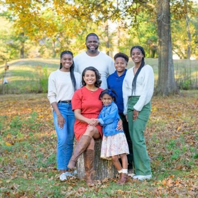 RobertPrimus7's profile picture. 