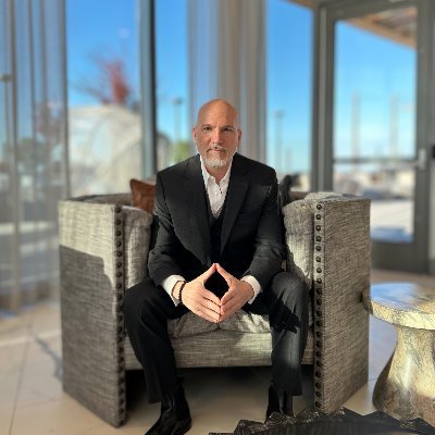 BannorMMacG's profile picture. CEO @AmPictureHouse
Private Equity Partner and Film Producer