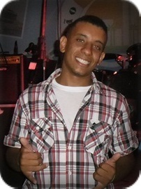 Santista , Simpático ; Apaixonado , Alegre , Ousado , Sonhador.