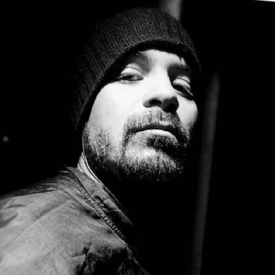 La humildad no tiene nada que ver con lo que se tiene, y tiene todo que ver con lo que se es.
Es una poderosa herramienta para escucha y no oír,