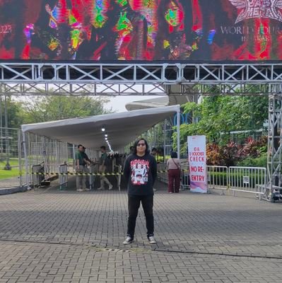 lutfinurhasyim3's profile picture. Only The Fox God Know
よろしくお願いします