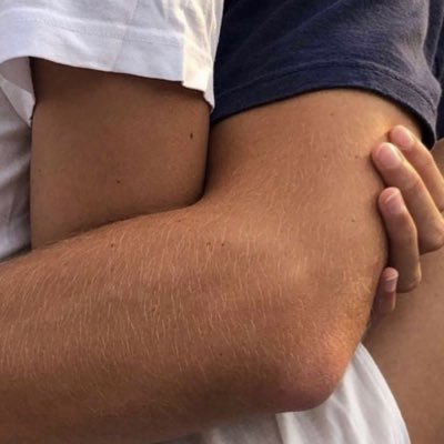 bajonazoobb's profile picture. si me conoces no entres aquí, gracias 🫶🏻