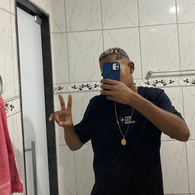 Em cada passo que eu der todo caminho que eu escolher a mão de Deus me guiará.🎰