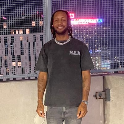 Making Everything Monumental Clothing™ IG: Monumental.DON