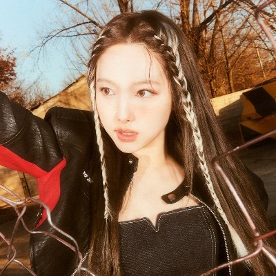 Anti capitalism, anti imperialism, and anti racism. Prison is legalized slavery. My taxes pay for police brutality settlements. I Stan Nayeon