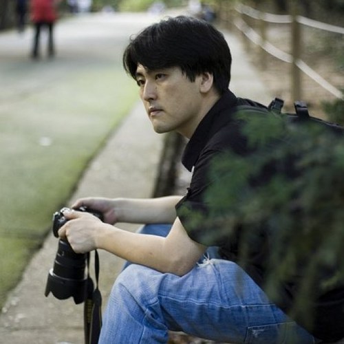 hooniesk's profile picture. 괴델의 제 2 불완전성 정리에 의해 나는 내가 제대로 살고 있는지 이 세상에서는 알 수가 없다.