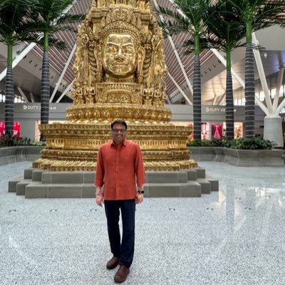 BigadeSehzade's profile picture. addictive Runner, Volunteer at Heart, Santana Dharma, music lover, curious reader