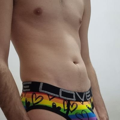 ✨️ new account ✨️                   
Italian hung guy 🍆😈 also modeling for fun 🍆🔥
🤑 DM me for paypal 🔥💦 
📌 Roma 💦
https://t.co/ddE9LURpmt