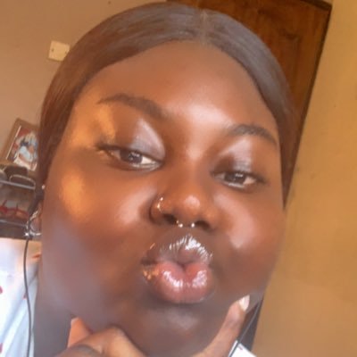 Makeup|Banking|Tech|Film| Alot of interesting magic going on here. Follow my business page on IG @theprettynetwork_