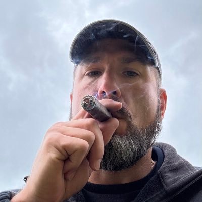 bchu304's profile picture. 