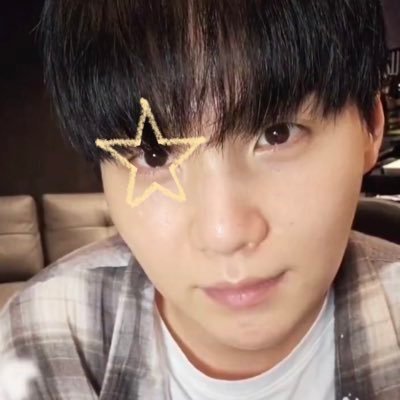 honeyfmz's profile picture. that moonlight is still the same