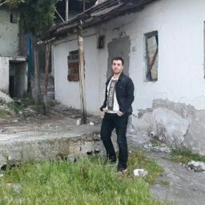 KarEdebi44's profile picture. 