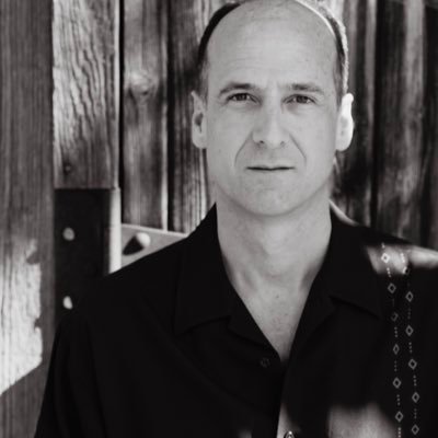 Virtual music performer & songwriter who’s connecting life’s pieces to musical phrases 🎶