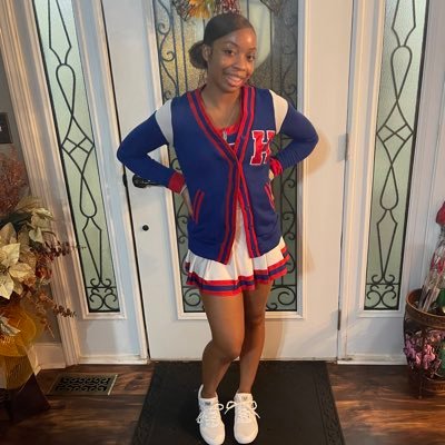 KelseyCheer25's profile picture. 