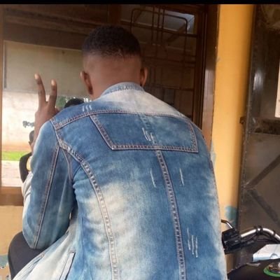 sylivester73's profile picture. 