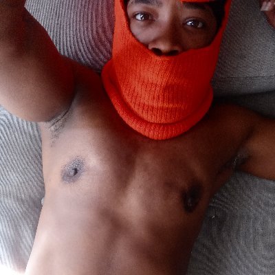 * Sensual Transman 🏳️⚧️
* Wolf.
* Polyglot.
* Pansexual & Polyamorous.
* 同性恋 * 跨性别
https://t.co/fYeblFYBH5
https://t.co/RDQA8usCkU