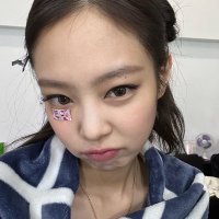 젠볼 (@jennieboll) 's Twitter Profile
