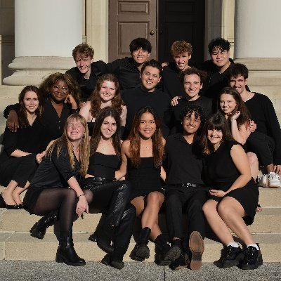 Emory's oldest co-ed a cappella group EST. 1994
EDGE → https://t.co/P02aZPvXOO