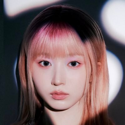 myred_cheek's profile picture. fan acc♡𝒮𝓊𝓅𝓅𝑜𝓇𝓉 𝒻𝑜𝓇 ➳ ᴛᴡɪᴄᴇ ᵐⁱⁿᵃ l ɴᴍɪxx ʰᵃᵉʷᵒⁿ