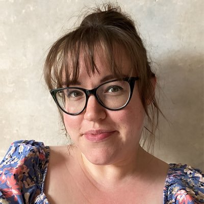 Writer, Regency aficionado, therapist for a 19th century earl. DA Agency Summer Reads 22 SL. Book Edit Writers’ Prize 22 LL & 23 SL. Rep: @hayley_steed 🏳️🌈🦻