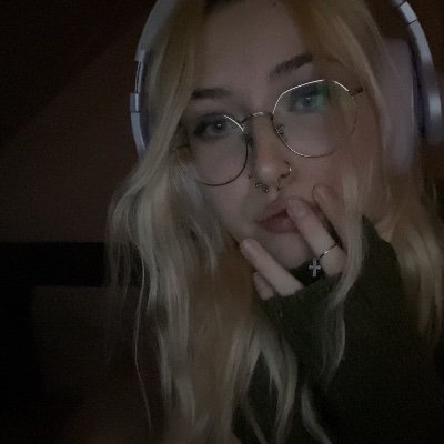 ik heb geen nicotineverslaving en ik doe geen drugs priv: @cobainsshitkink