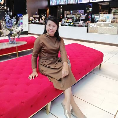 varicha's profile picture. 