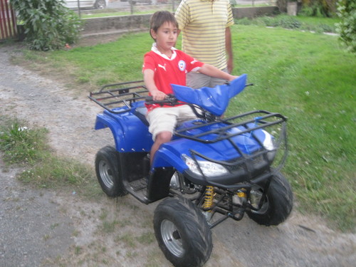ME llamo thomas