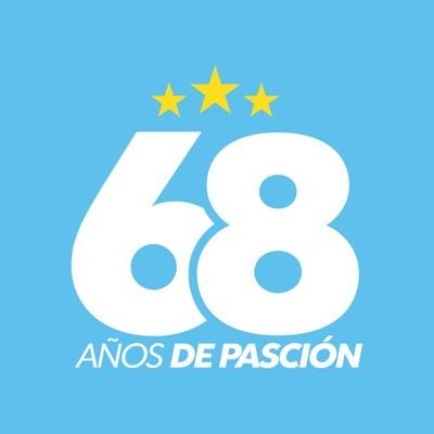 Nació en smp el 4 de octubre de 19**.
El amor está en  Cristal.
#FuerzaCristal