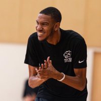 Eugene Jones (@hugo_jones1) 's Twitter Profile