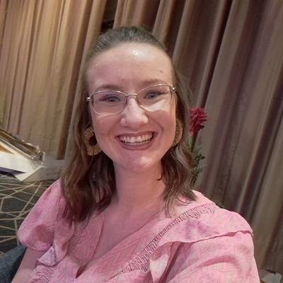 Assistant Head of English for KS3. AQA Language Examiner. Has a passion for teaching and interior design 🥰🛋