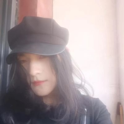 minicattower's profile picture. 